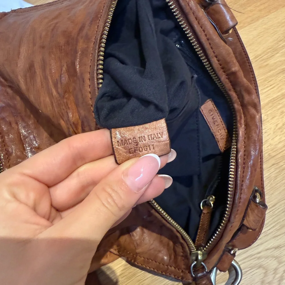 Givenchy Pandora - Picture 7 of 7